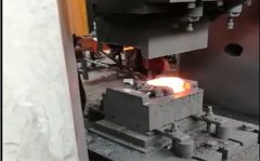 伺服電動螺旋壓力機是如何做到安全又高效的運行？